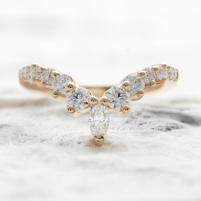 Hyades | Marquise and Round Moissanite Wishbone Band