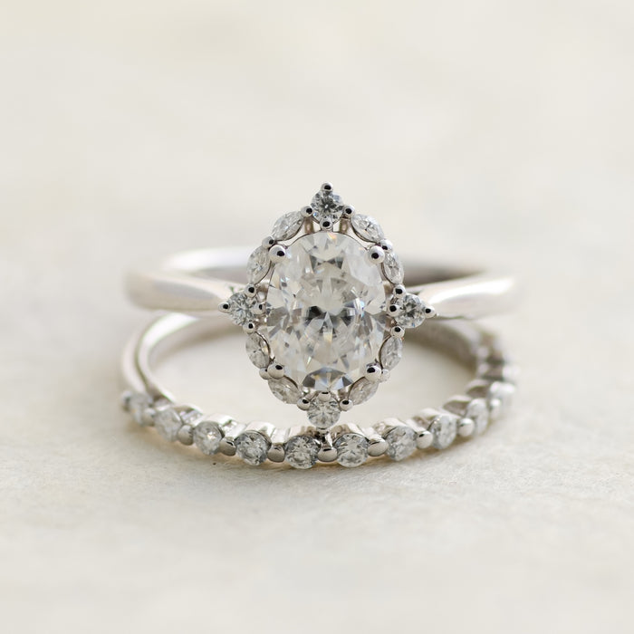 Yvaine | Oval Moissanite Halo Ring