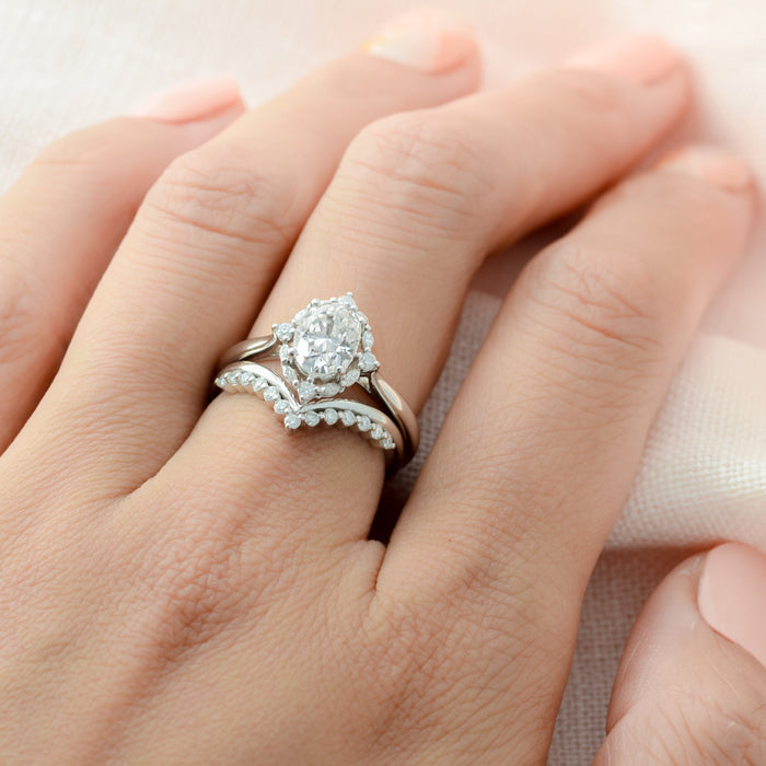 Yvaine | Oval Moissanite Halo Ring | Ready to Ship