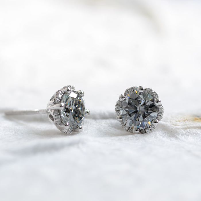 Kamellia Noir | Floral Earrings in Ash Gray Moissanite