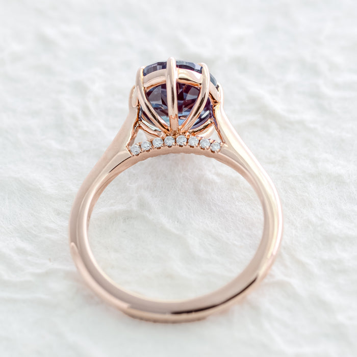 Lilith | Solitaire Oval Alexandrite Ring