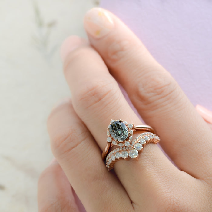 Yvaine Noir | Misty Gray Moissanite Halo Ring